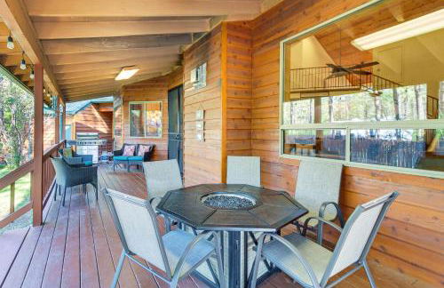 Near Woodland Lake Park Cabin with Serene Deck! - Foto 38