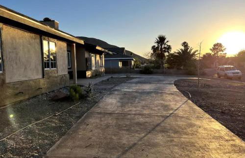 Lux Private Home - Pool, Billiards, 8 Smart TVs, Board Games, Cotton Bedding - The Stone Sanctuary at McCullough Hills Trailhead - Foto 78