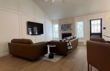 Midland Luxe, Pool, Fire Pit, Workspace, Pool Table - Foto 31