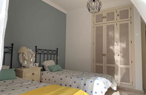 Beachside Apartment in Marbella - Photo 38