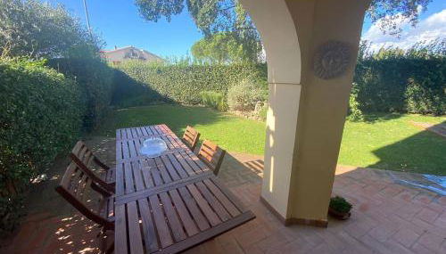 Casa con giardino in Maremma - Foto 1, Garden, Garden view