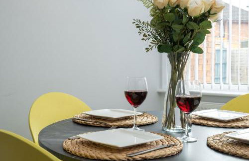 Heath House - Photo 11