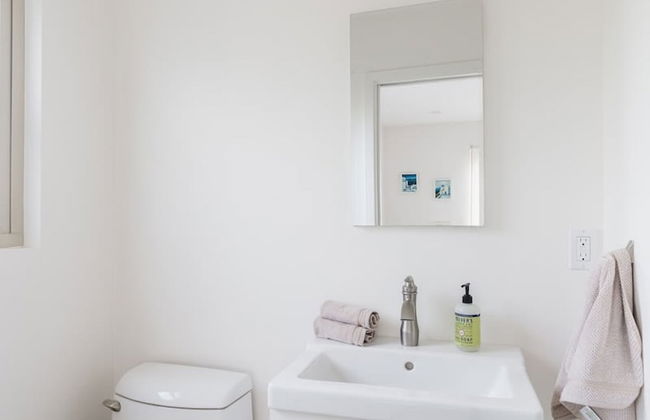 Spacious and Bright 5-bedroom Oasis Pool and Yard - Foto 14