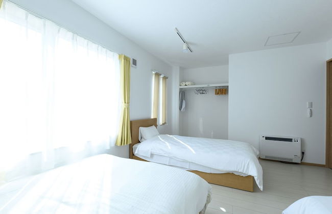 Sakura 93 - Photo 15