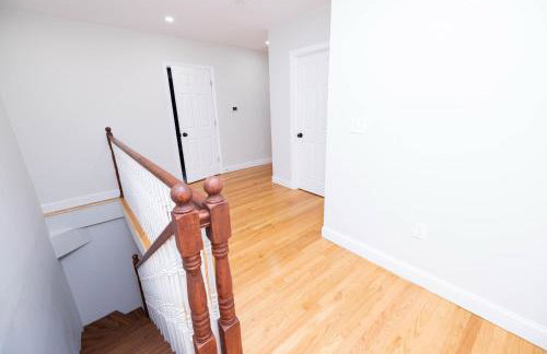 Modern Luxury Home With Fireplace & Game-Room - Foto 22