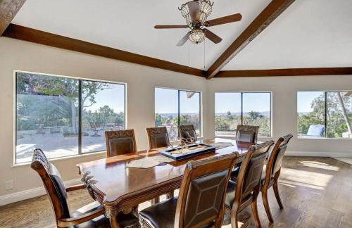 Elevado Hills Family Getaway ~ Pool ~ Games ~ Pkg! - Foto 24