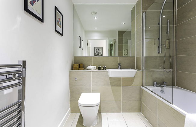 Beautiful Open Plan Garden Flat - Foto 19