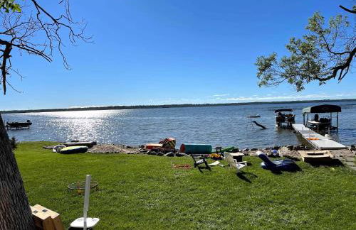 Life Is Good Lodge lakefront with sandy beach - Foto 40