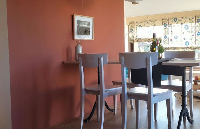 Bright, Modern Loft Comfortable Vacation Home - Foto 15