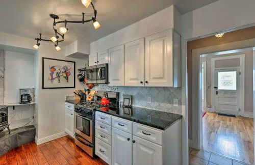 Chic Downtown Home with Grill, Steps to Main Street! - Foto 11