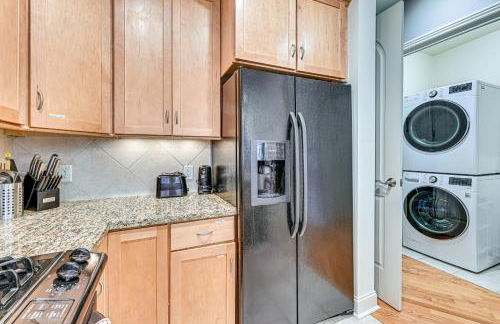 Heart of Dtwn Omaha Historical Apt with Perks - Foto 16