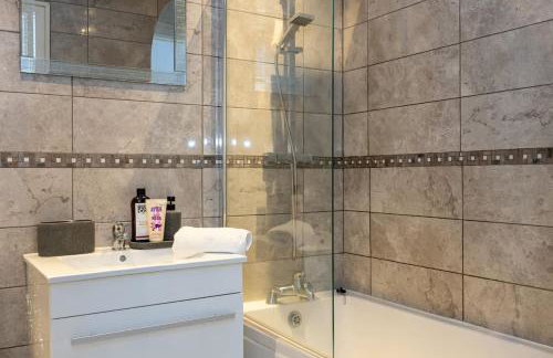 2 Bed City Centre Flat Sleeps 6 - Foto 28
