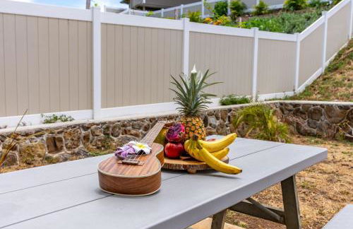 # Marbella Lane-Elegant 3BR Getaway with Superb Views - Foto 55