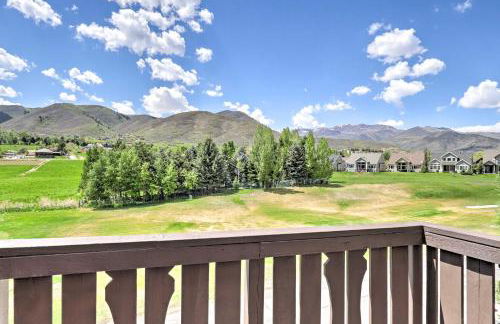 Peaceful Midway Studio with Mountain and Golf Views! - Photo 16