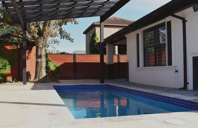 Family Luxury Home With Pool in Mcallen Near by Hospitals and Stores - Foto 3