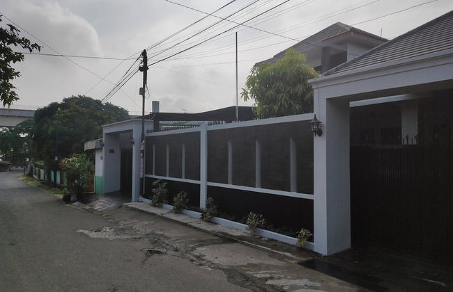 Aldeoz Palembang City Villa Sumsel - Foto 17