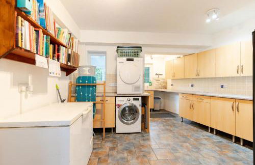 Lolgorien, West Cornwall, Sleeps 8 - Foto 59