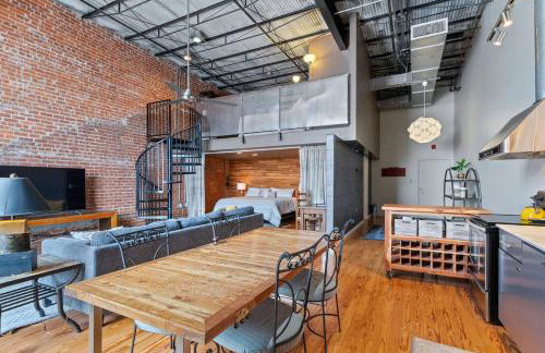 Industrial Modern Loft in Downtown Lafayette - Foto 2