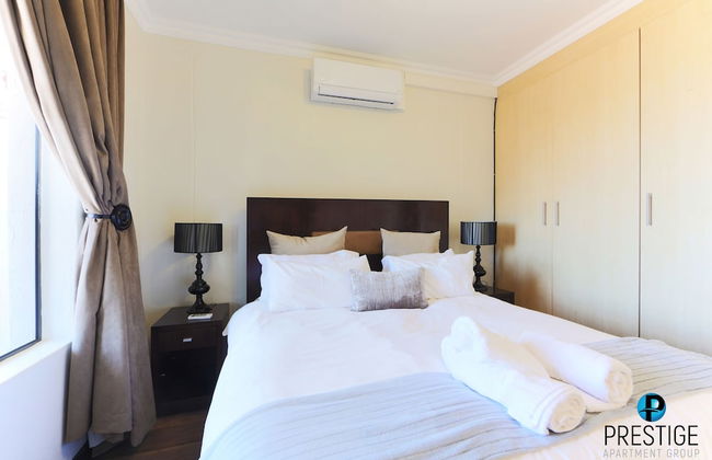 Prestige Apartment Sandton at Westpoint - Photo 14