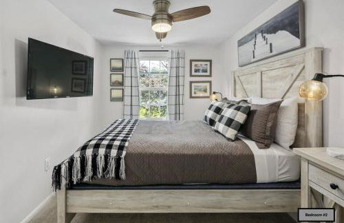 Luxury Sterling townhome - Private, Self checkin - Foto 19