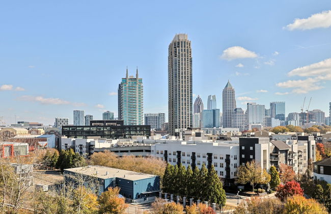 Ebony Ivory Midtown King Bed - Foto 30