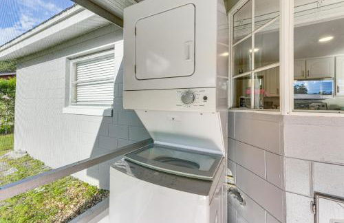 Gateway to Orlando Theme Parks! Home with Large Yard - Photo 19