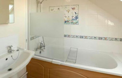 Spacious Coastal Home with Stunning Sea Views - Foto 13