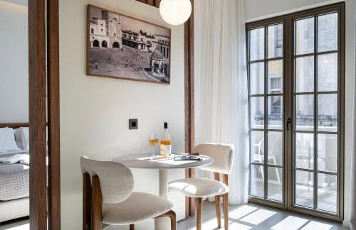 Volaka Luxury Suites - Photo 4