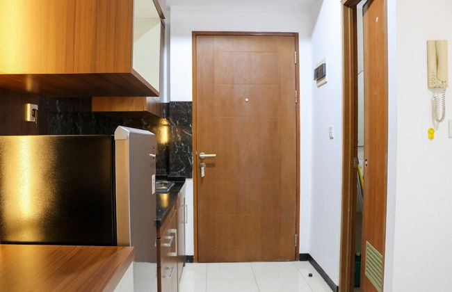 Homey And Comfort Stay Studio Room Maple Park Sunter Apartment - Foto 8