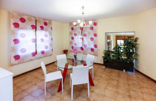 GERANIS VILLA ONLY FAMILIES Planet Costa Dorada - Foto 12