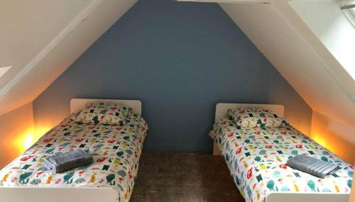 Maison 2 Ch - 5 Pers - au coeur du Château de Bothané - Foto 5