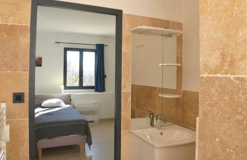 Maison avec vue et sa piscine chauffée privative - Photo 5