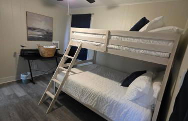 Close-to-Everything Midtown Cottage - Foto 24