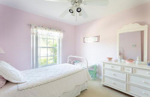 SERENE & ATTRACTIVE 3BR HEATED POOL/SPA HOME - Photo 28