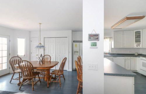 Sun Rayes - Pet friendly, waterfront with boat dock! - Foto 12