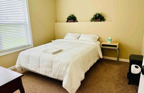 The Falmouth Villa with Peloton Bike - Foto 25