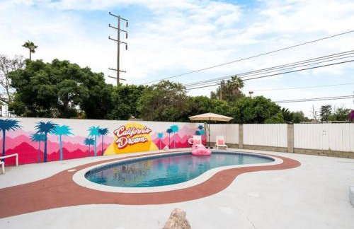 Stunning Retro Beach Oasis, Dual Living, Pool - Foto 67