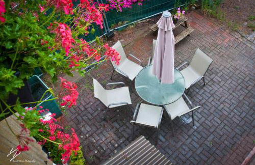 Quilt Inn - Photo 23