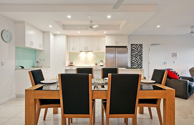 Beachlife Holiday Apartments - Photo 18