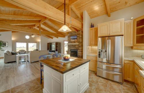 Inviting Manchester Home with Hot Tub Near Beach! - Foto 8