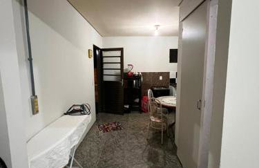 Casa próximo a UFR - QUARTO SALA E COZINHA EQUIPADA - Foto 4