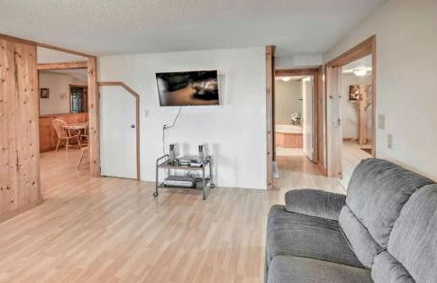Spacious Family Lake Vacation Rental near St David, Maine - Foto 2