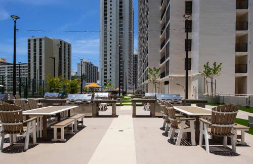 7FL Remodeled, Close to Beach & Dining with Free Parking - Photo 126