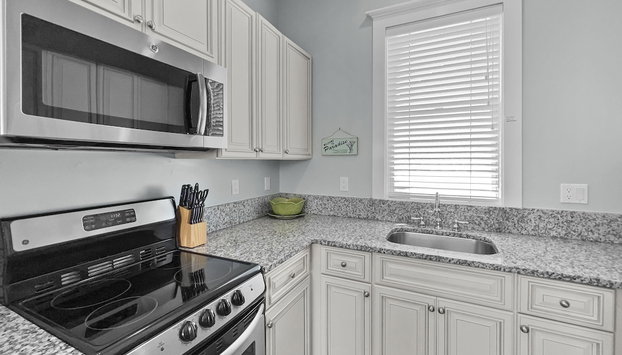 Sol Surfer 1 Bedroom Home by RedAwning - Foto 5, Cocina privada