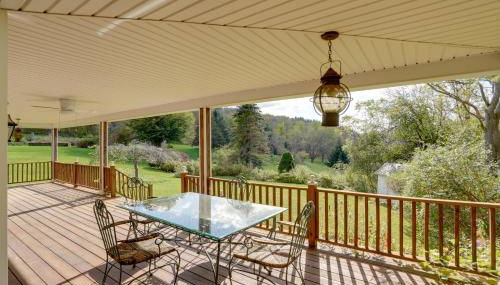 Historic New Lebanon Hideaway on 33 Private Acres! - Foto 2