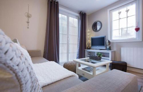 Rosebury Cottage 1 bedroom Free Street parking-5min from Colmar - Photo 3