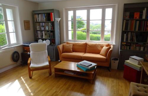 Villa in Primel with Sea View and Beach Access - Photo 10