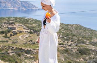 Lithos Luxury Pool Villa - Photo 11