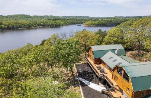 Sugar Rock Lodge Log Cabin on Tablerock Lake - Foto 3