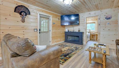 Adams Cabin with Game Room and Fire Pit - Foto 4